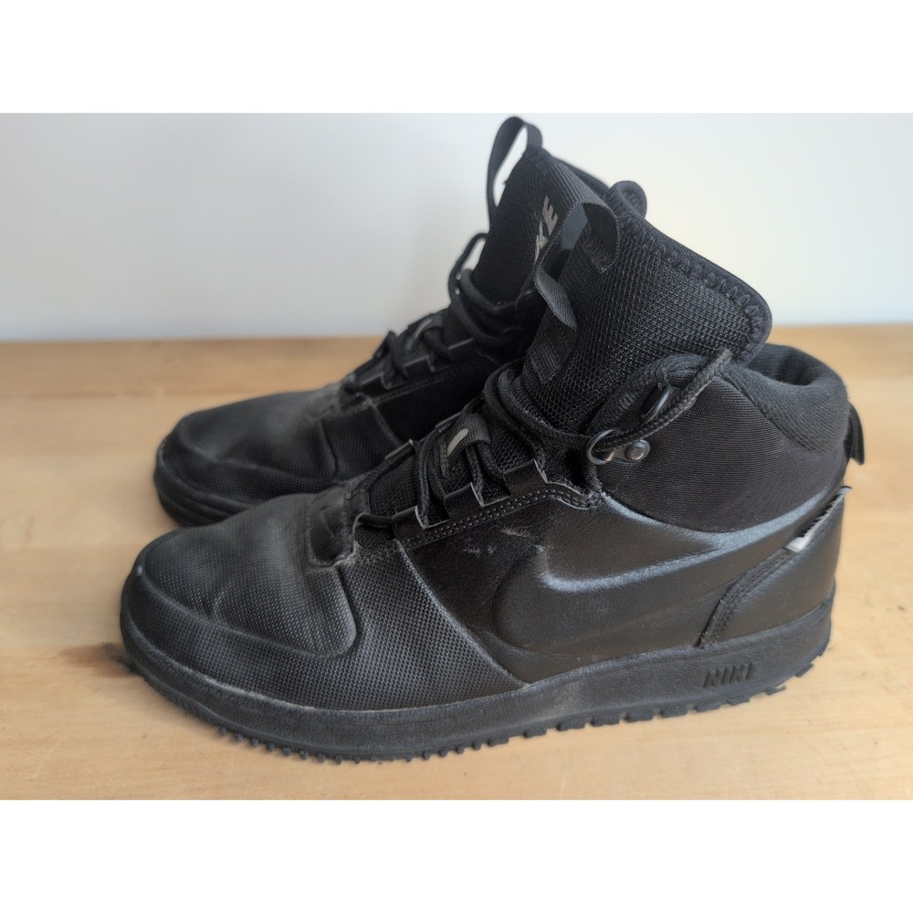Nike Path WNTR Mens Size 9 Triple Black Athletic Walking Leather Shoes Sneakers